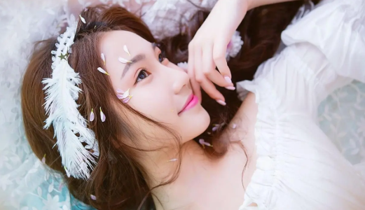 黔城小红娘