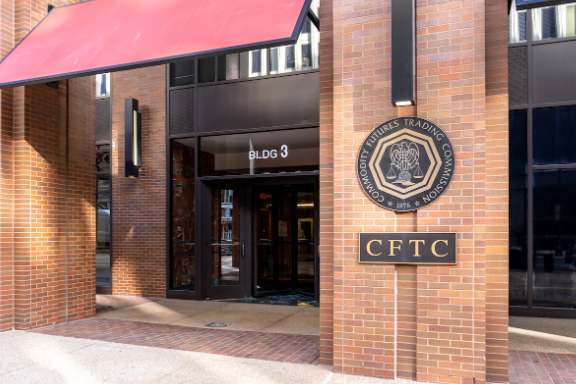 CFTC委员会建议加强对DeFi的理解和监管-第1张图片-交易所